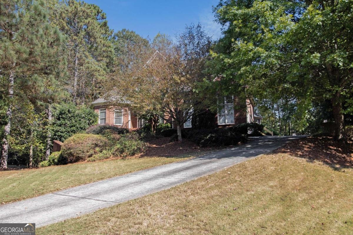 345 Lake Bend Court Alpharetta - 51