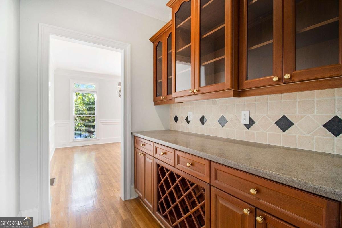 345 Lake Bend Court Alpharetta - 9