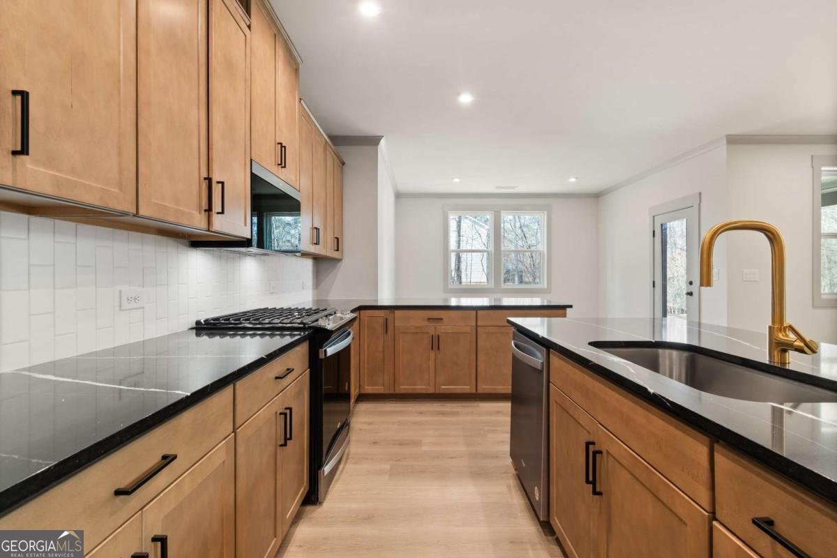 143 Henley Street Canton - 25