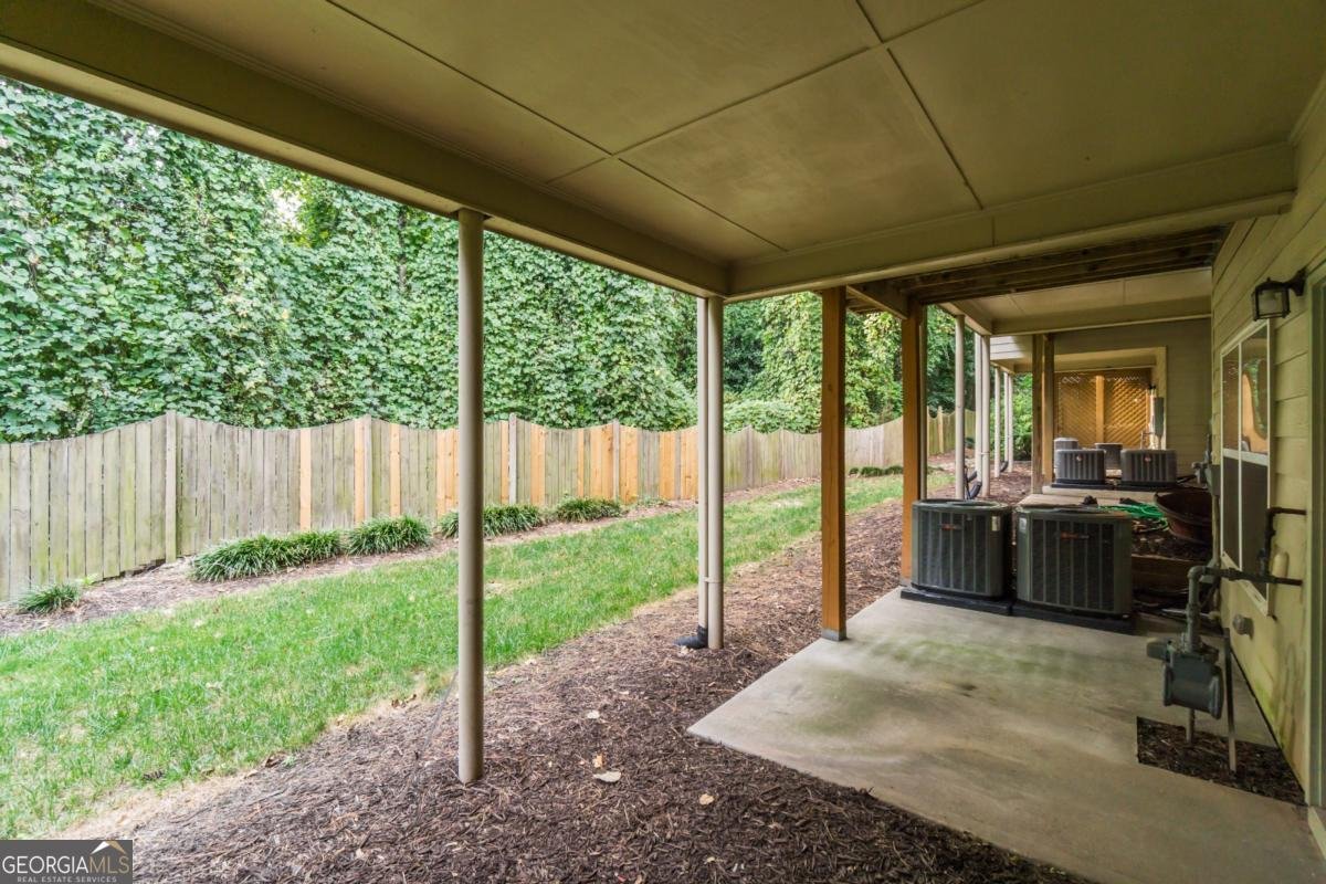 2074 Cobblestone Circle Atlanta - 33