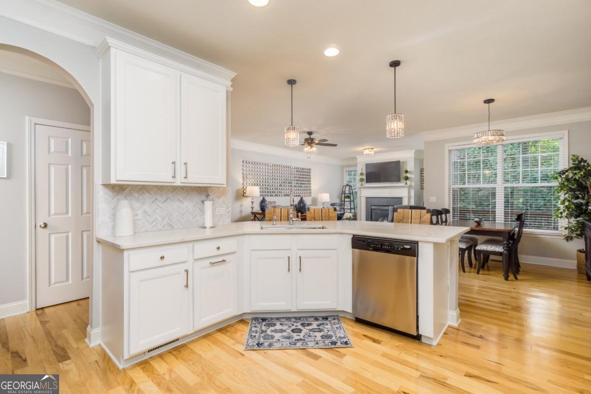 2074 Cobblestone Circle Atlanta - 6