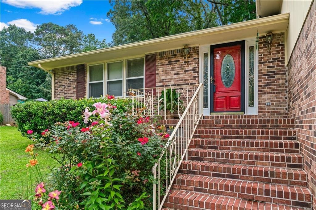 564 Allana Court Stone Mountain - 2