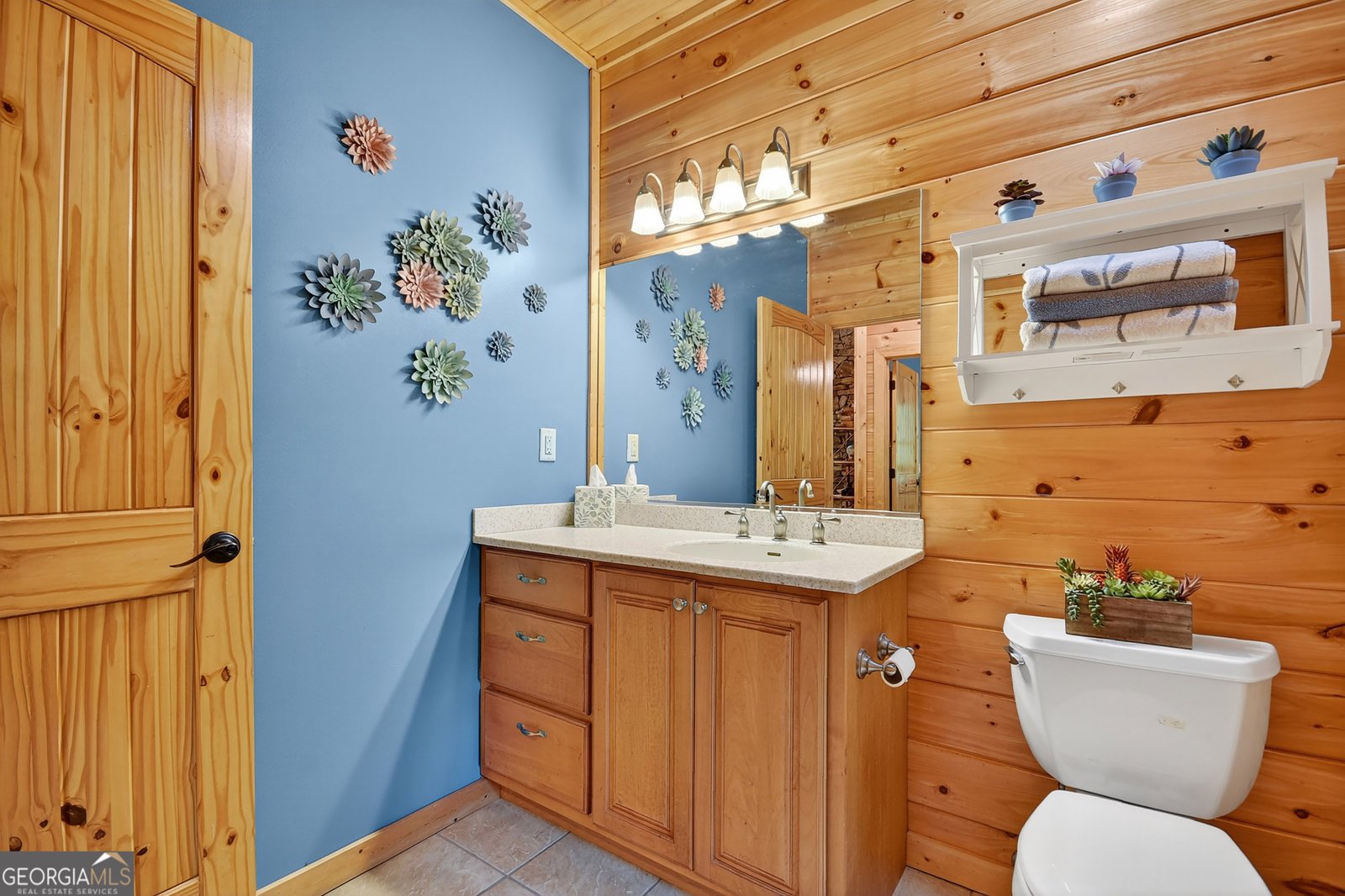 2587 Goose Island Road Cherry Log - 33