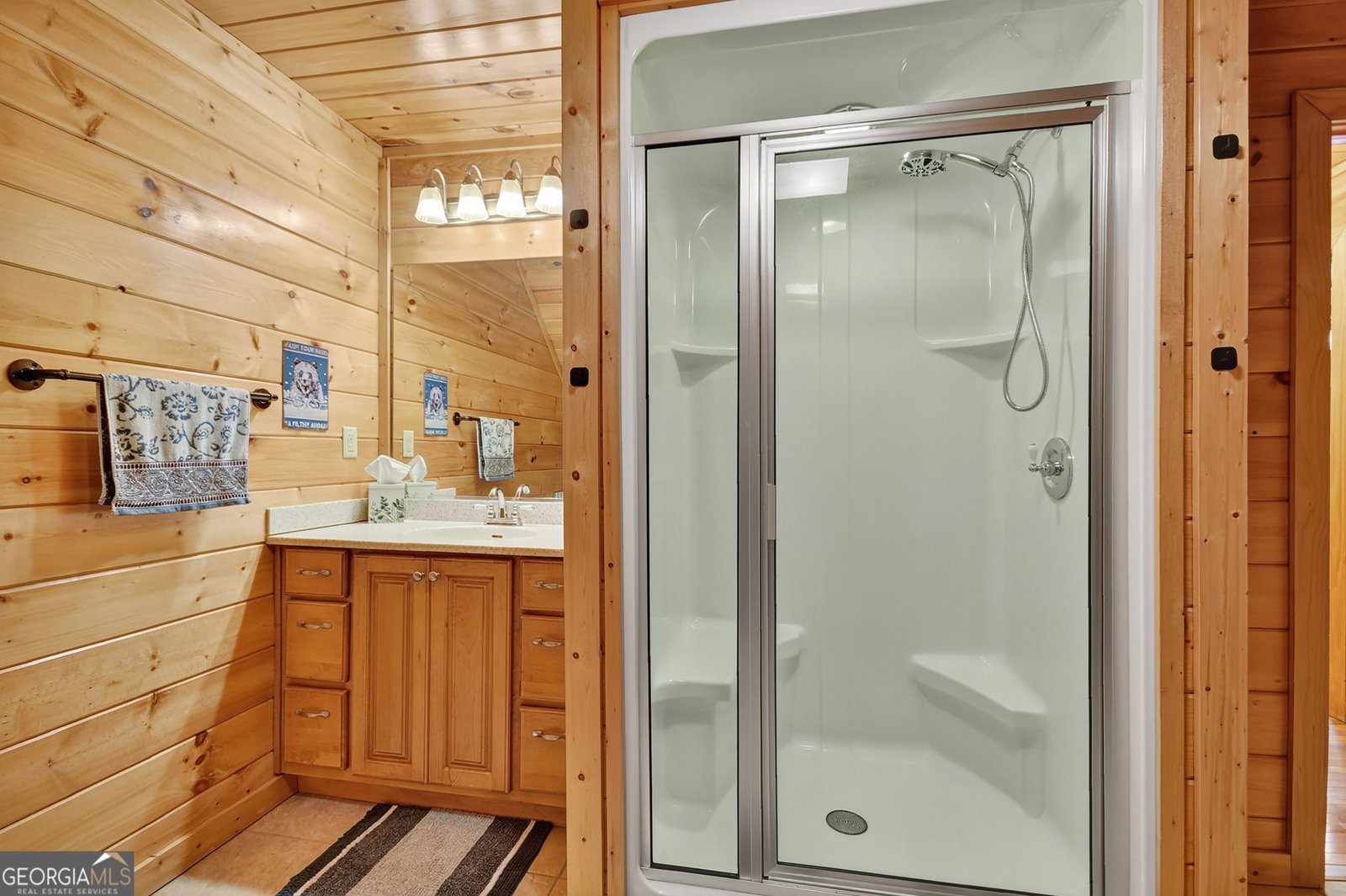 2587 Goose Island Road Cherry Log - 39