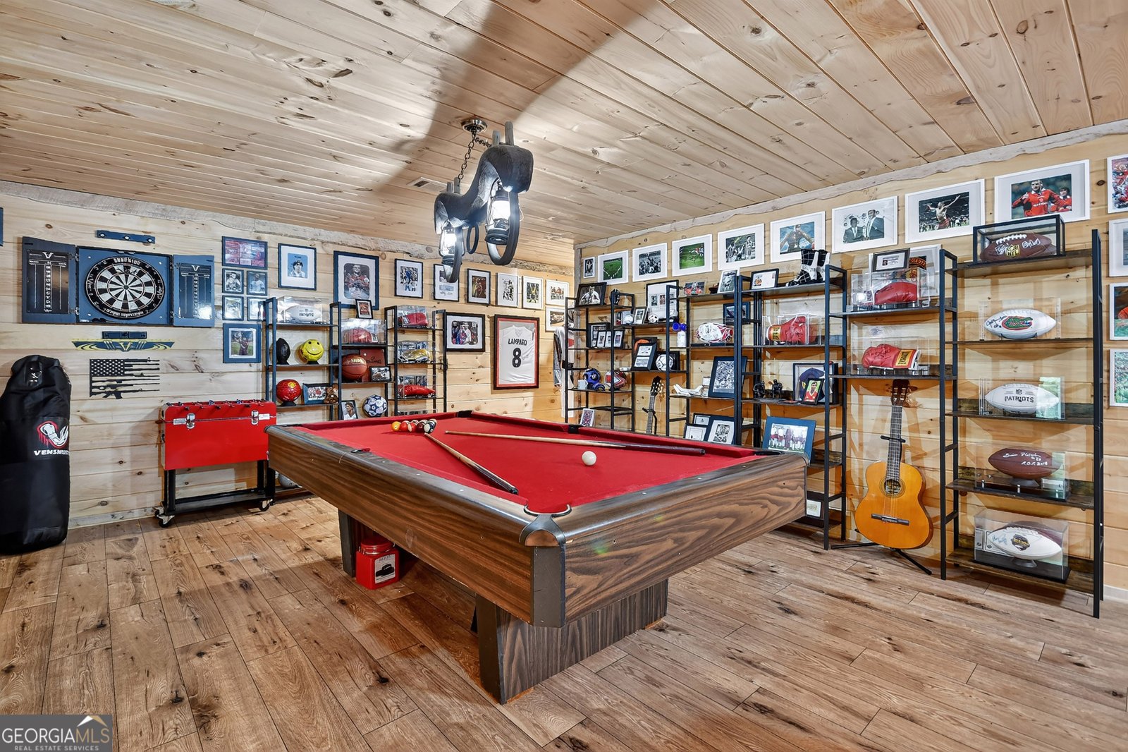 2587 Goose Island Road Cherry Log - 43