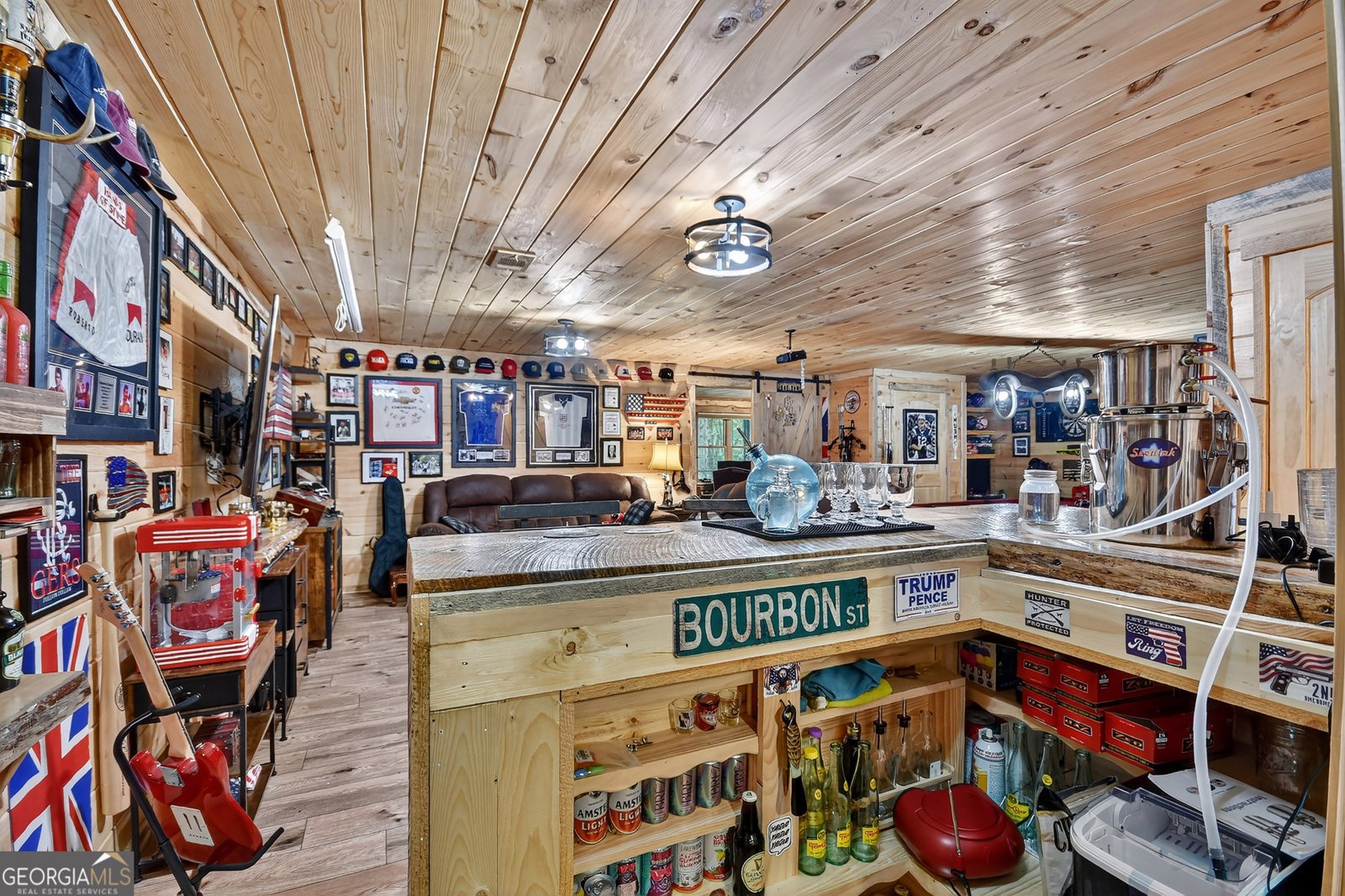 2587 Goose Island Road Cherry Log - 47