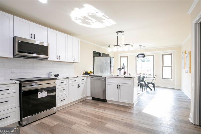 300 SADDLE CREEK Lane Roswell - 1