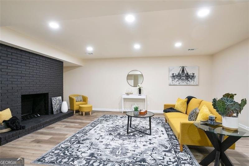 300 SADDLE CREEK Lane Roswell - 17