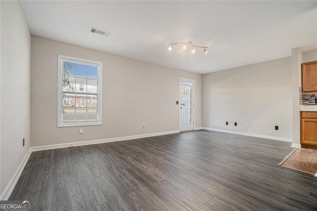 6486 Snowbird Lane Douglasville - 6