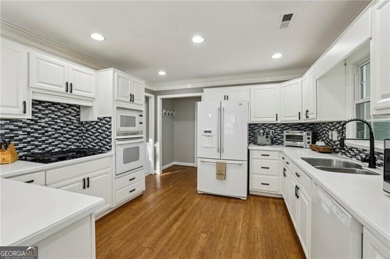 2710 Lakewind Court Alpharetta - 9