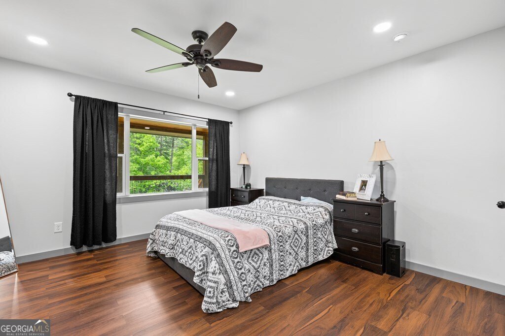 35 Indian Trace Mineral Bluff - 24