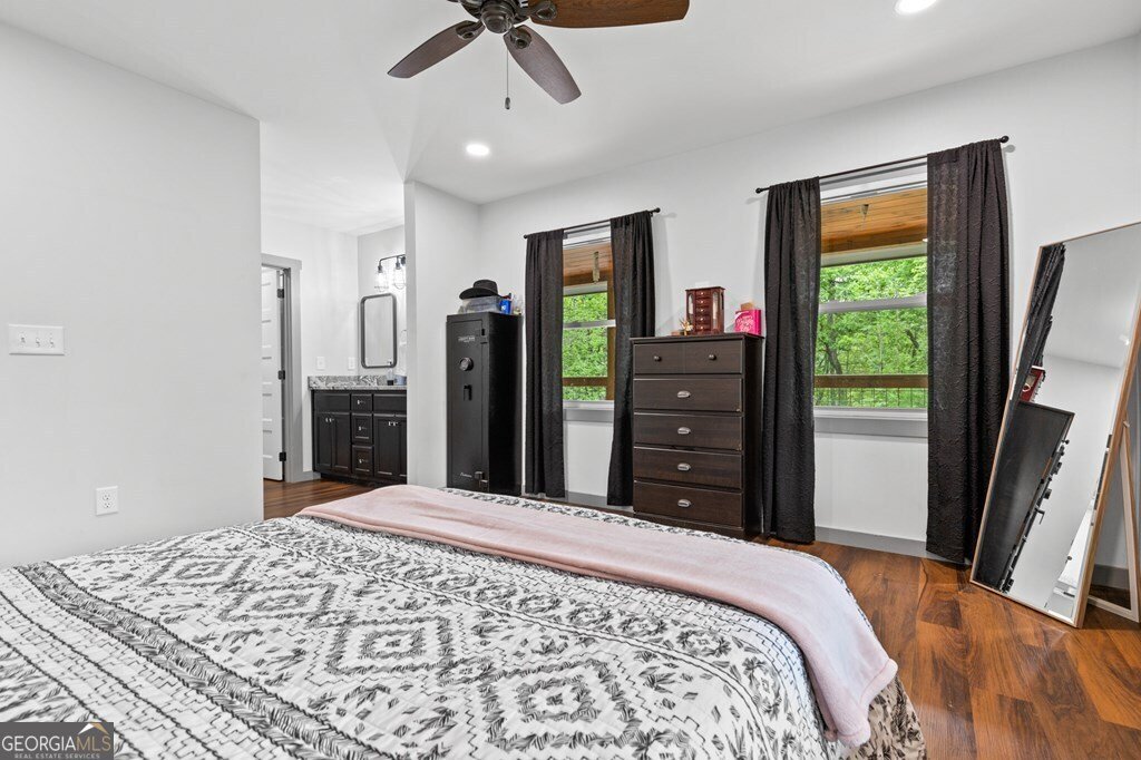 35 Indian Trace Mineral Bluff - 27