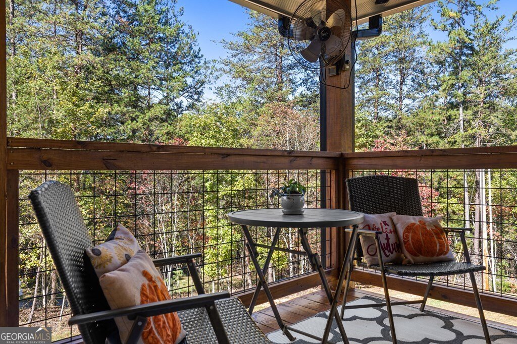 35 Indian Trace Mineral Bluff - 55