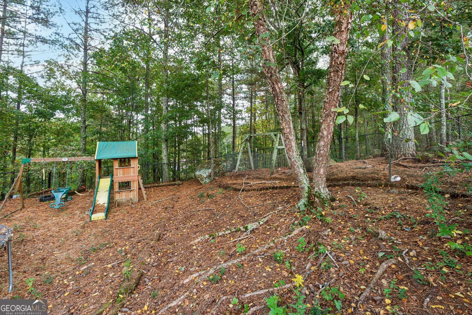 38 Mountain Ridge Road White - 40