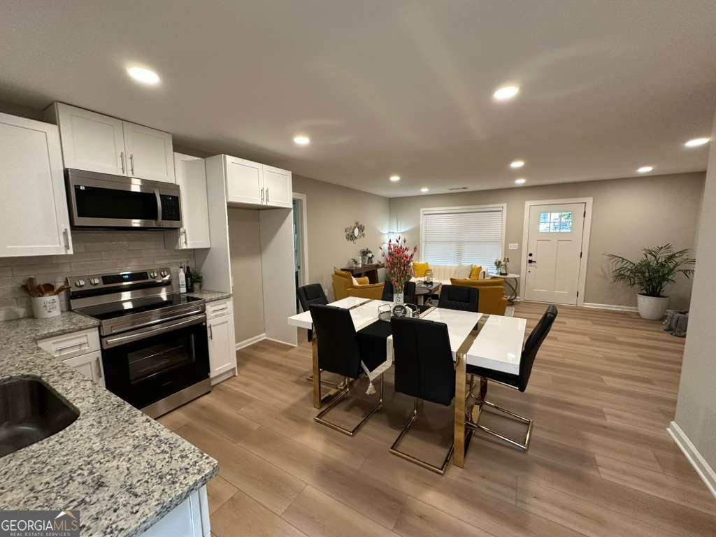 6376 Hollywood Drive Forest Park - 10