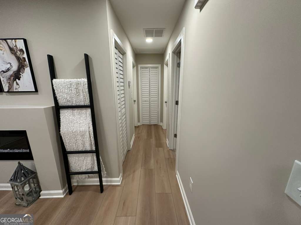 6376 Hollywood Drive Forest Park - 11