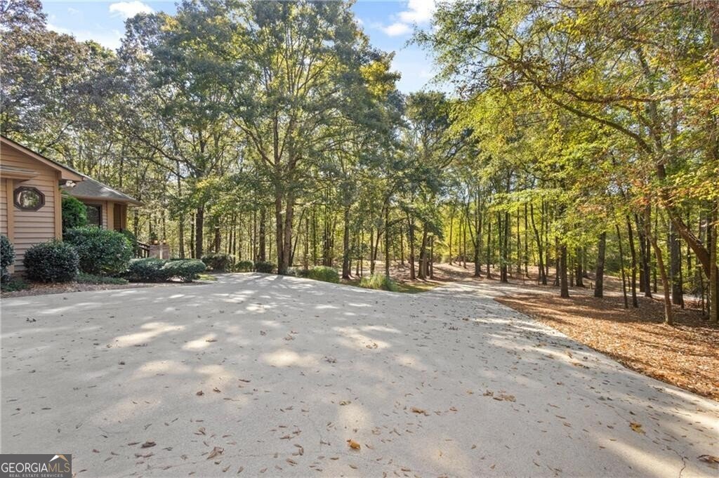 6985 Spout Springs Road Flowery Branch - 40