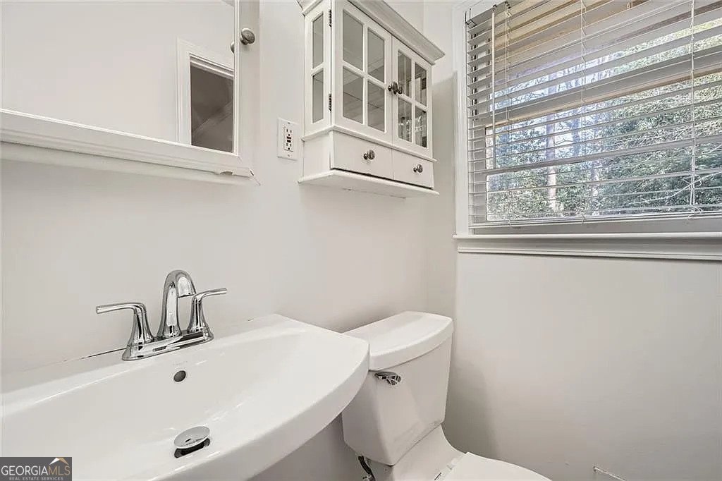 1276 Hickory Drive Lilburn - 15