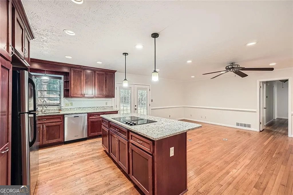 1276 Hickory Drive Lilburn - 5