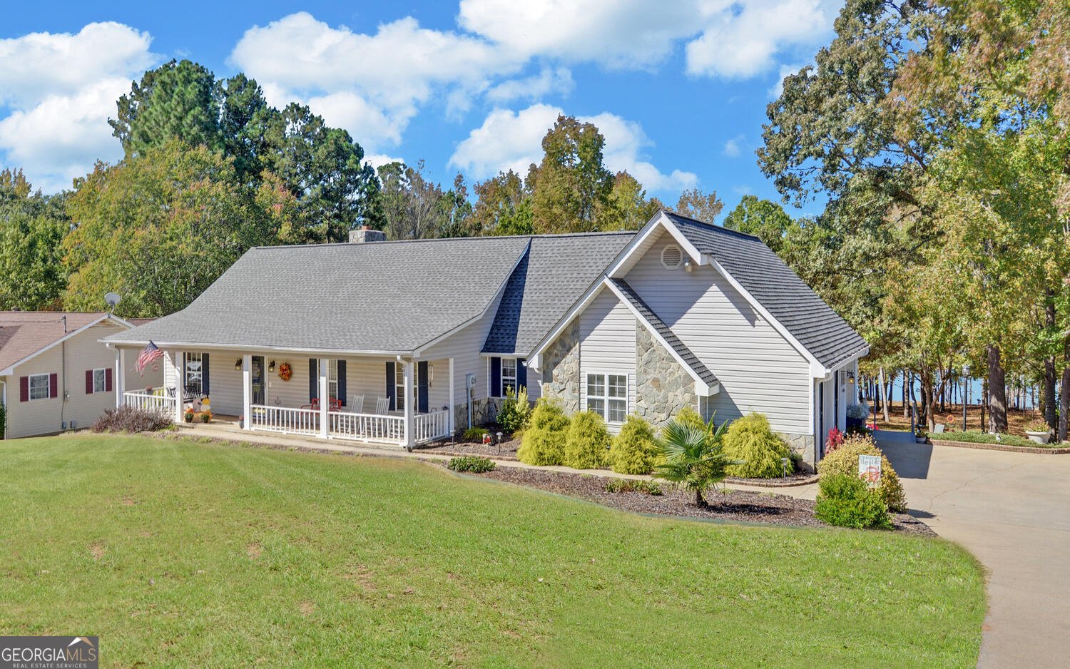 175 Nelle Drive Hartwell - 1