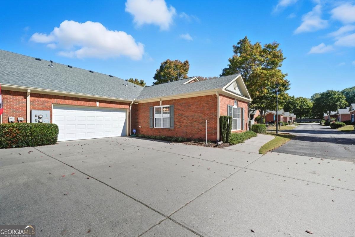 119 Holiday Road Buford - 18