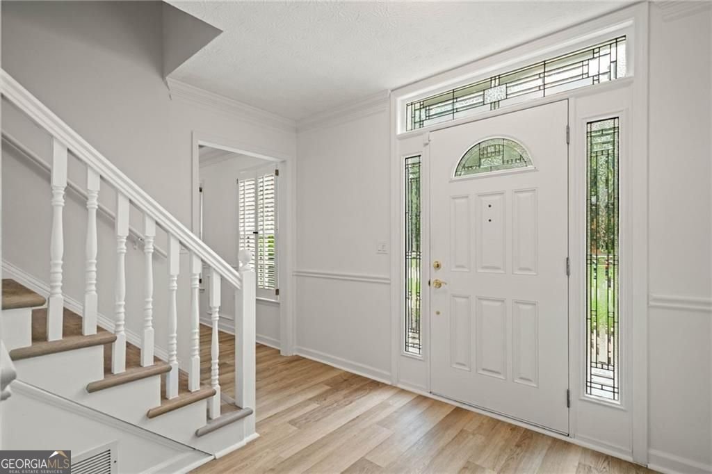 4220 Singing Post Lane Roswell - 4