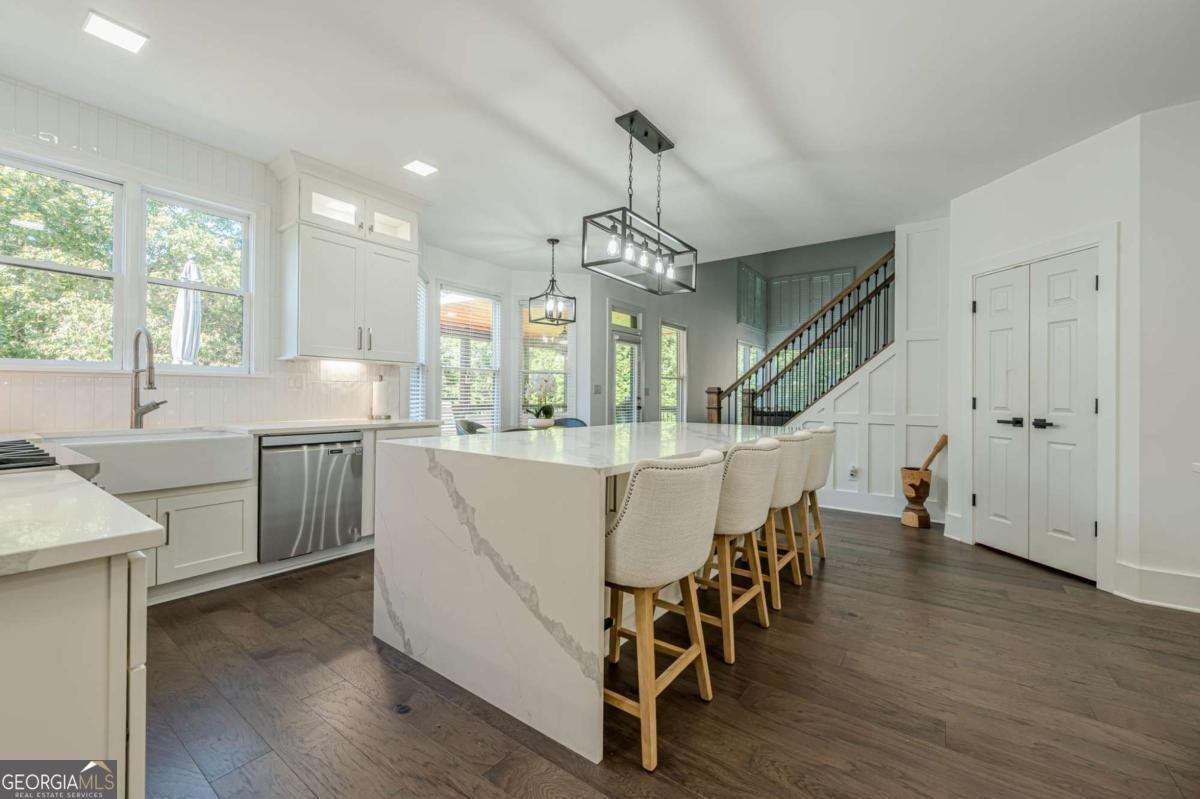 829 Valley Drive Canton - 19