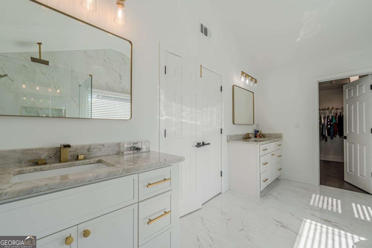 829 Valley Drive Canton - 40