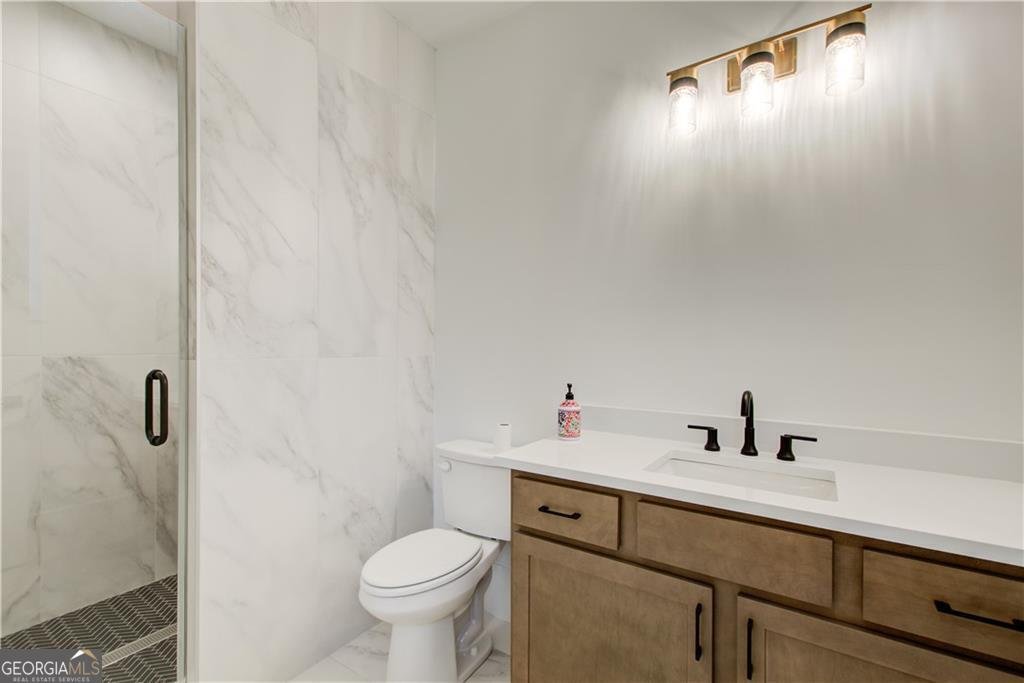 555 Lower Birmingham Road Canton - 44