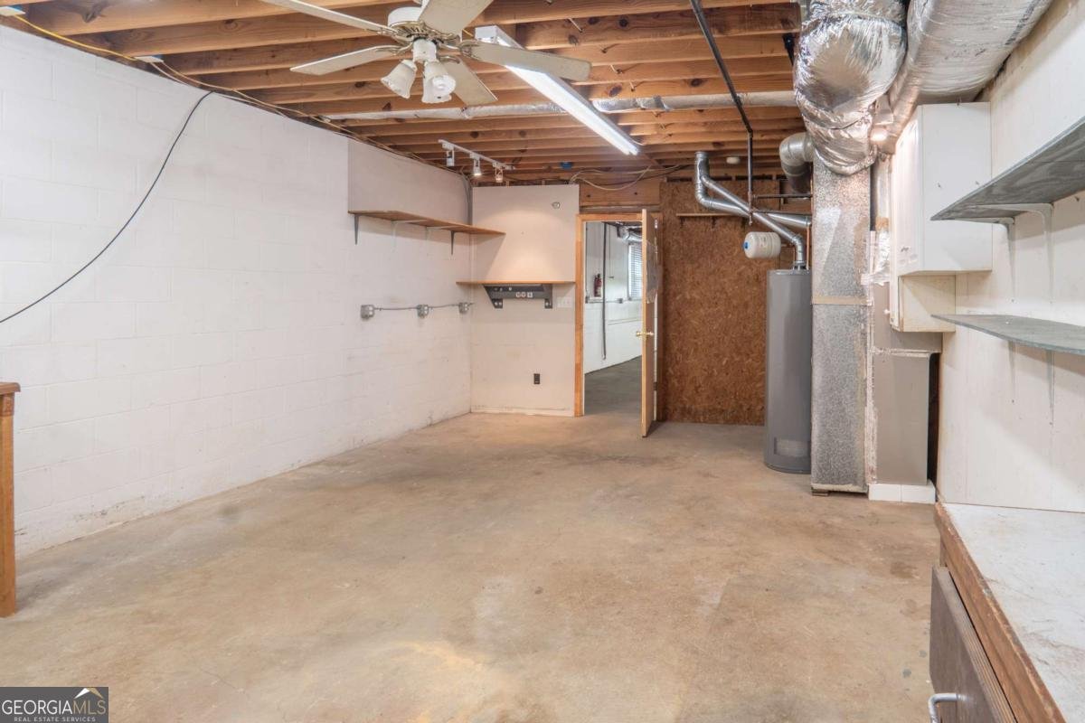 5904 CLAIRMONT Way Powder Springs - 22