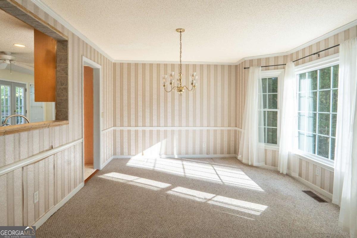 5904 CLAIRMONT Way Powder Springs - 4