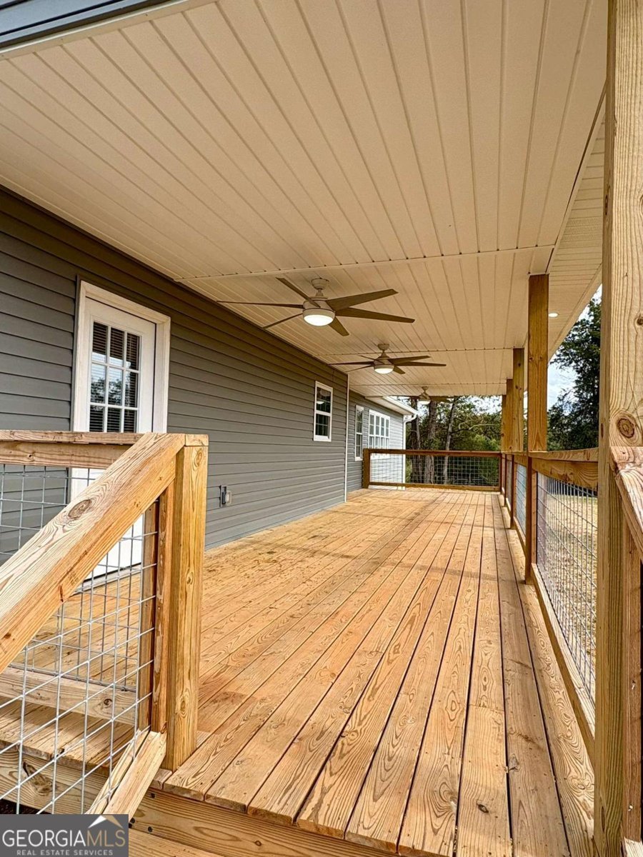 3614 Highway 72 Carlton - 36