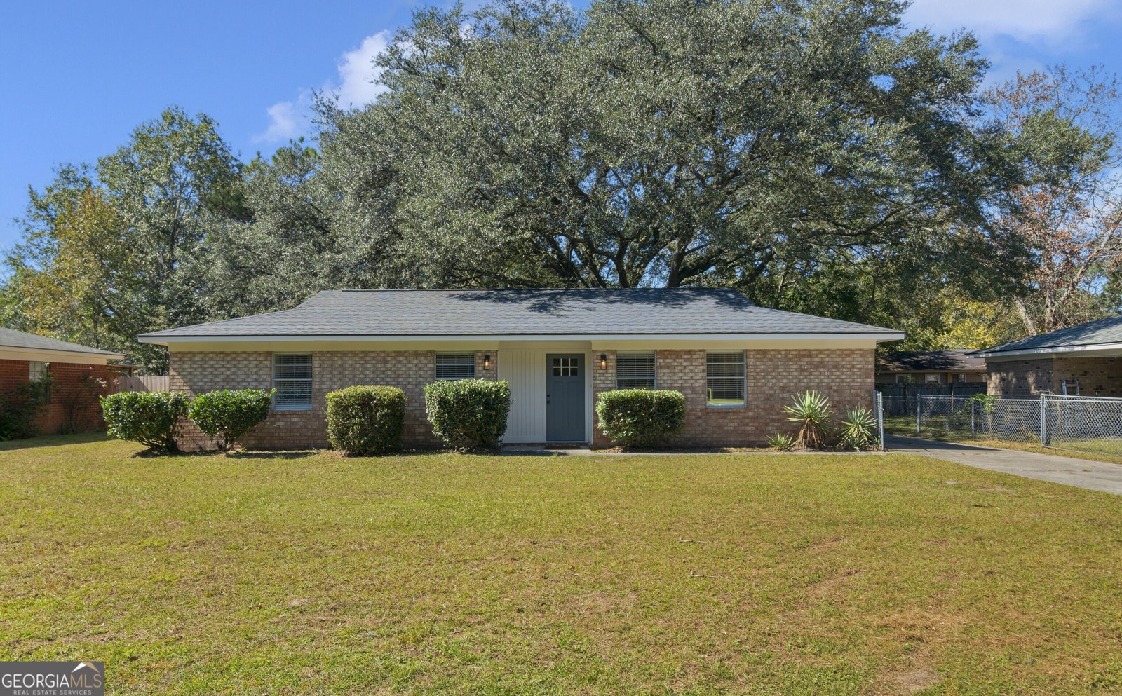 927 Charles C Frasier Boulevard Hinesville - 1