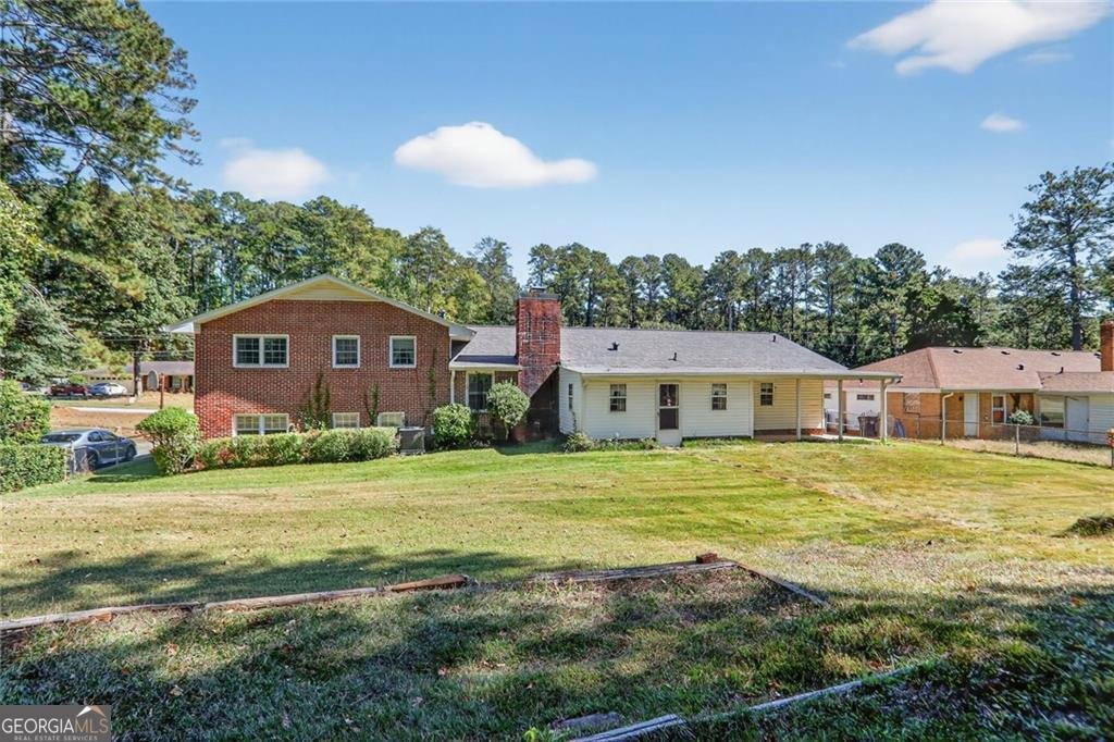 3553 Carriage Way East Point - 21