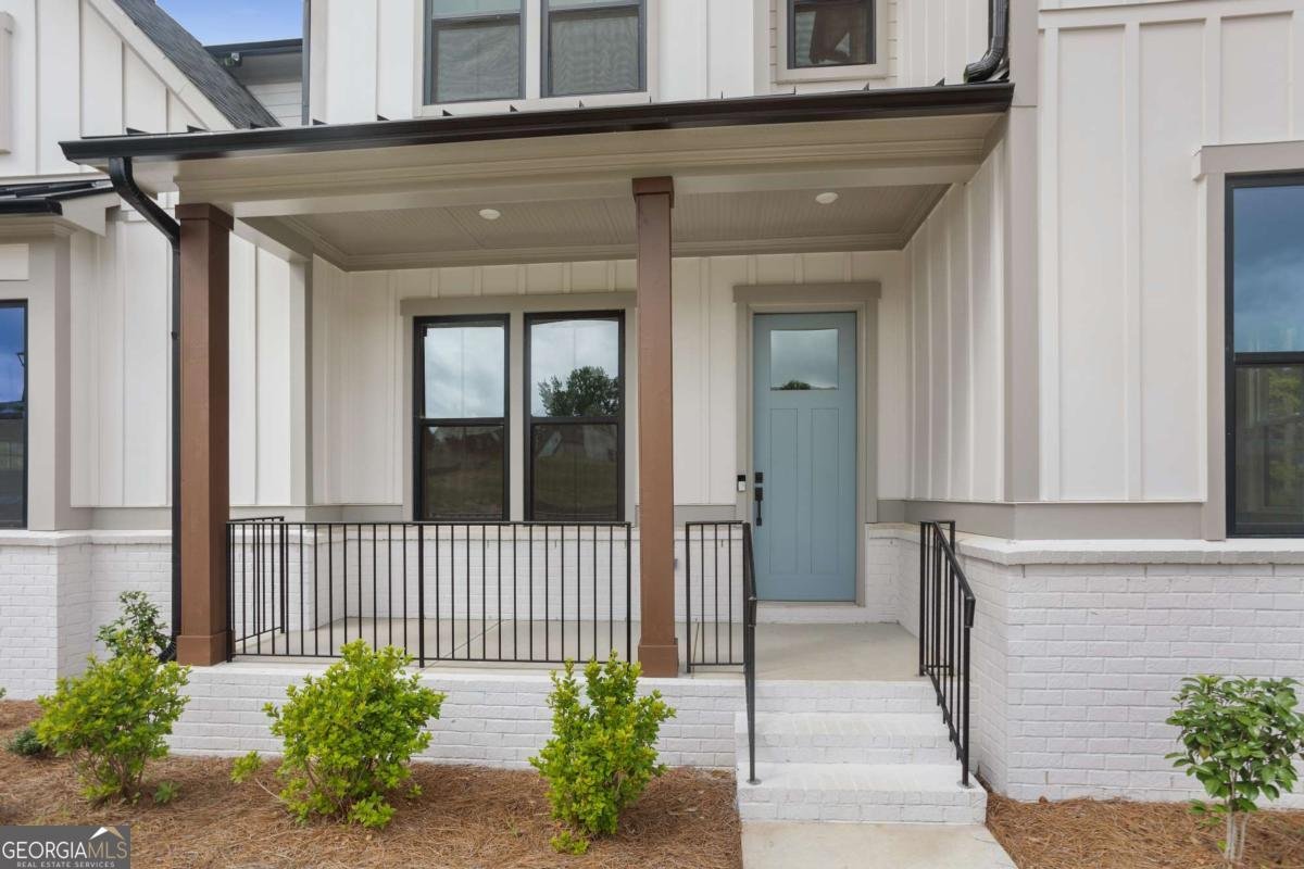 2545 Bertrand Way Cumming - 2