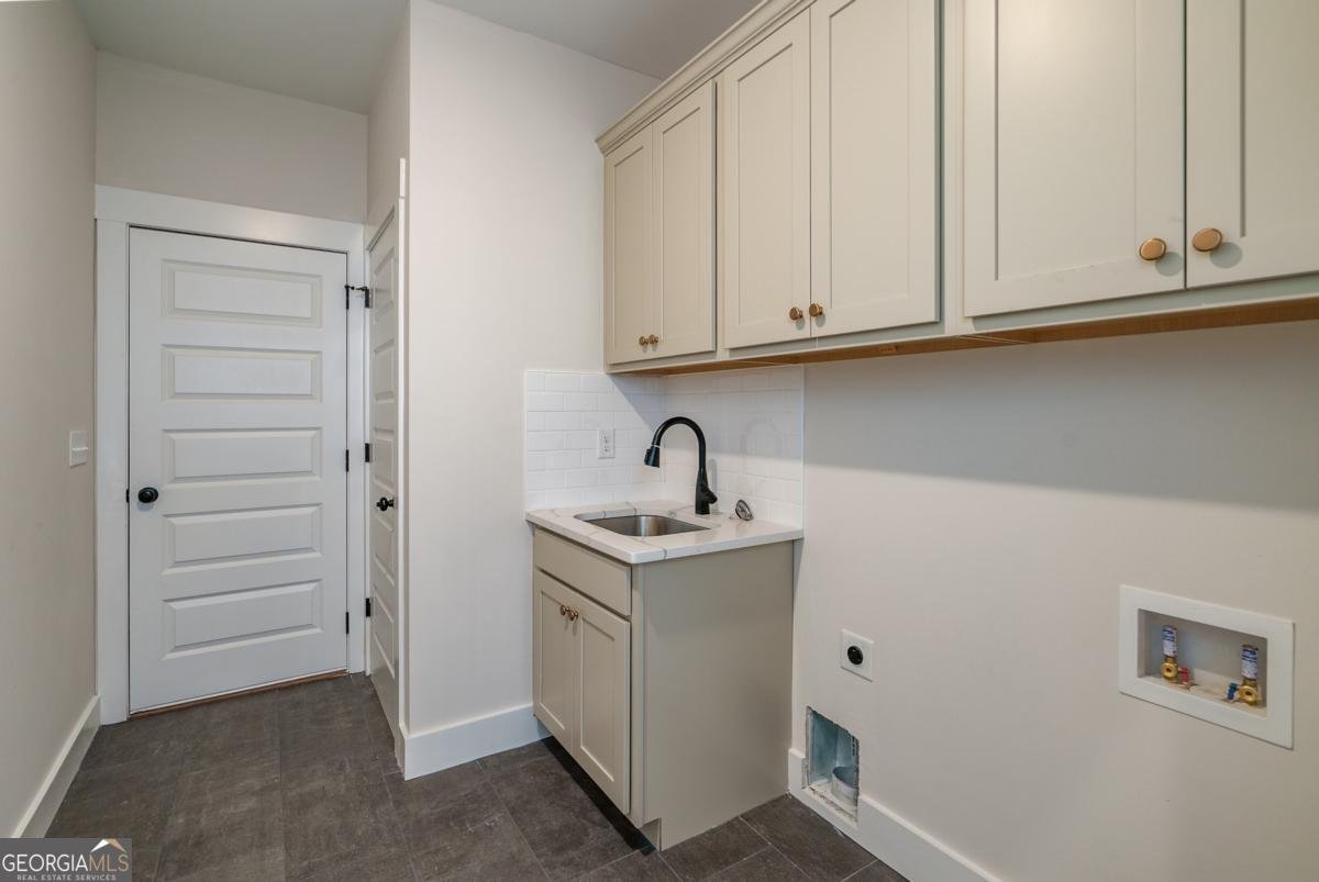 1169 Dean Hill Road Monroe - 27