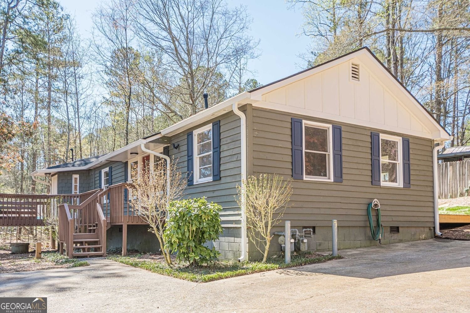 524 Holly Springs Road Woodstock - 1