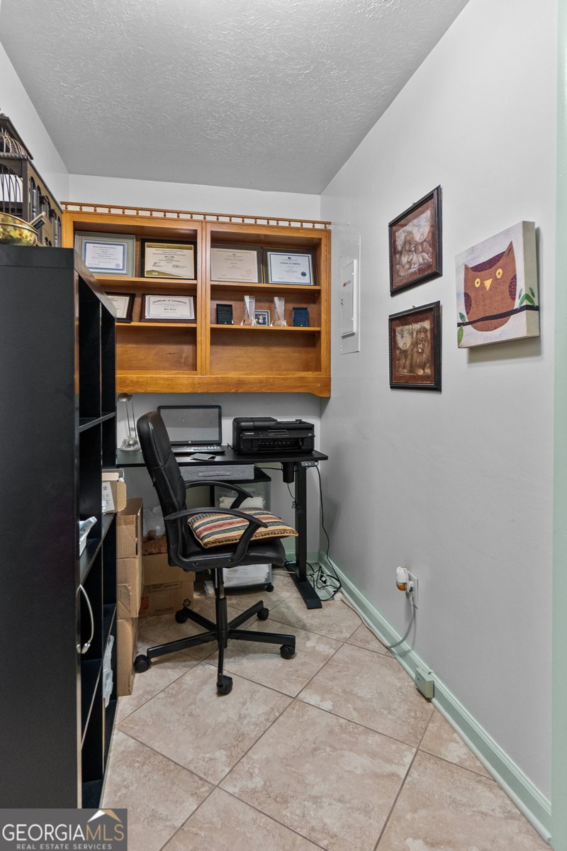 2101 Goldendale Lane Albany - 44