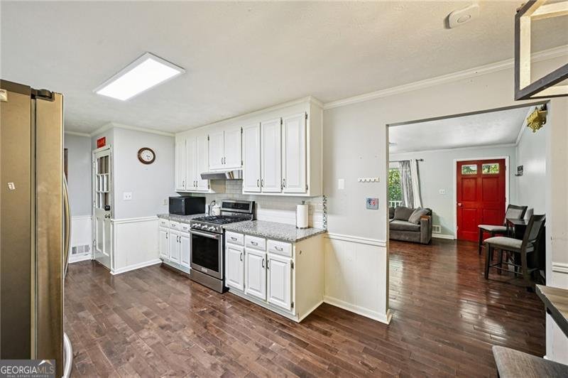 1135 Roberts Drive Sugar Hill - 8