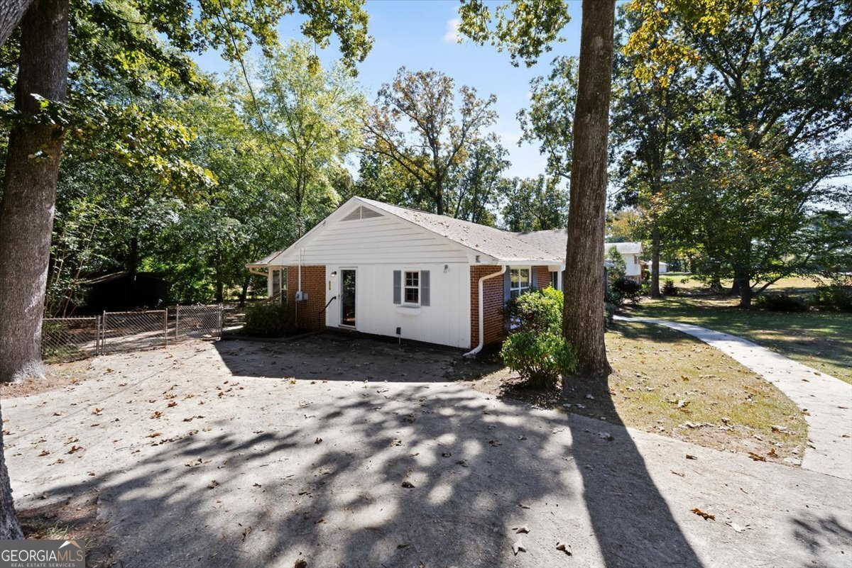 69 Oakridge Drive Forsyth - 1