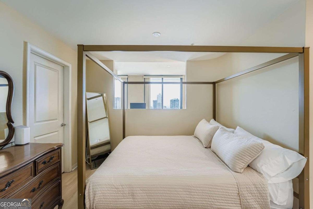 3040 Peachtree Road Atlanta - 12