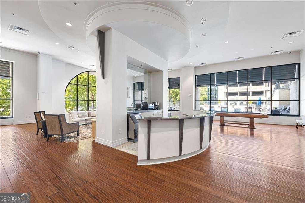 3040 Peachtree Road Atlanta - 23