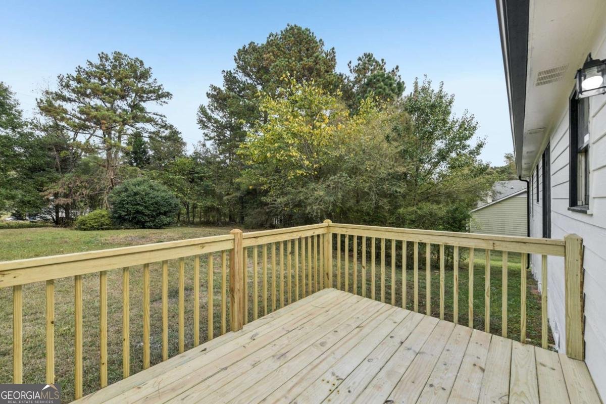 1506 Jamestown Drive Auburn - 37