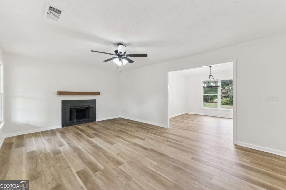 1506 Jamestown Drive Auburn - 6