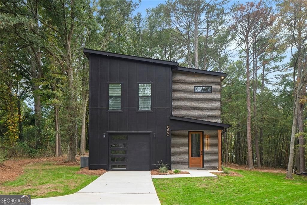 953 Remington Drive Conyers - 1