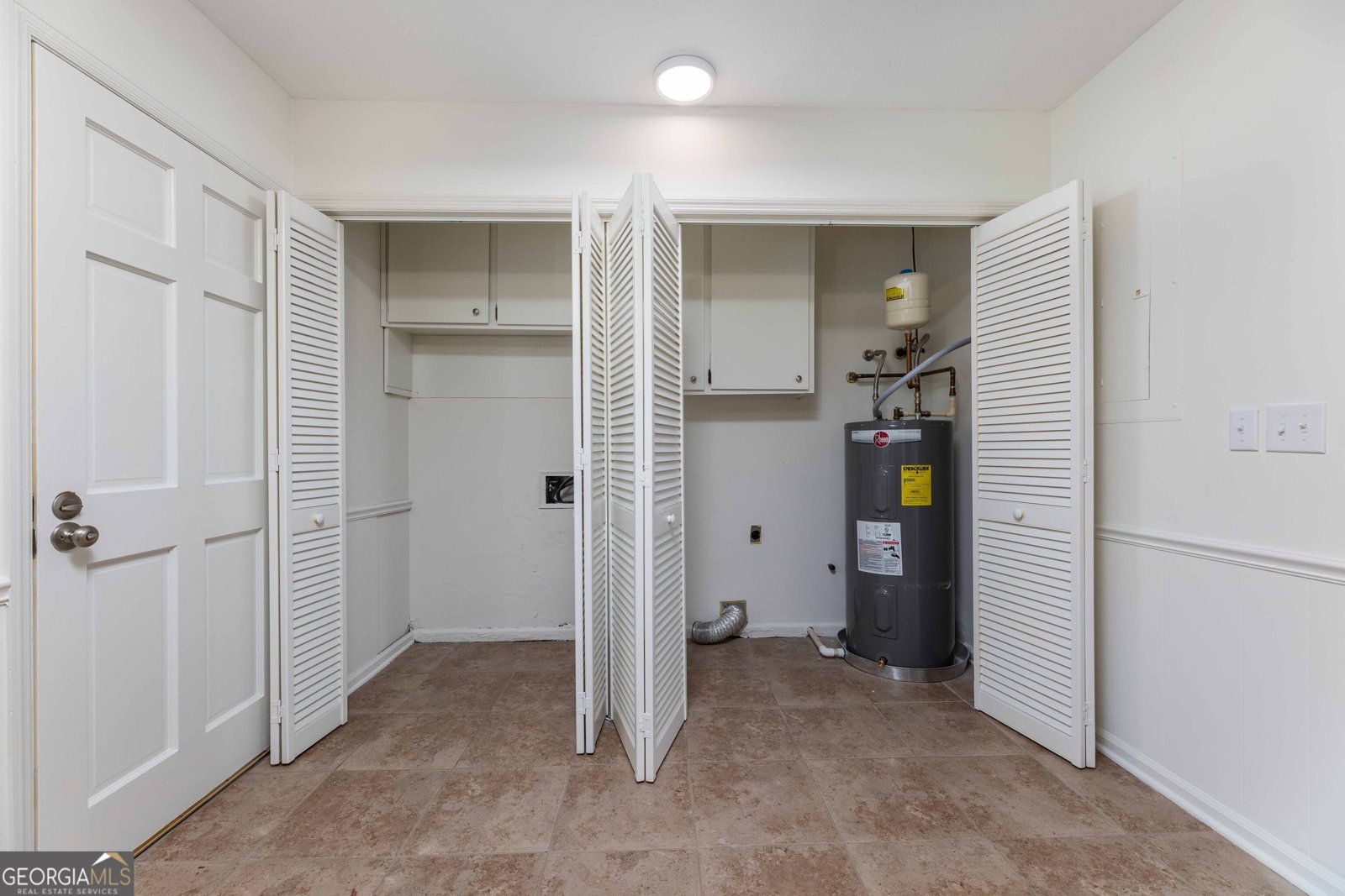 3425 Tomahawk Drive Columbus - 18