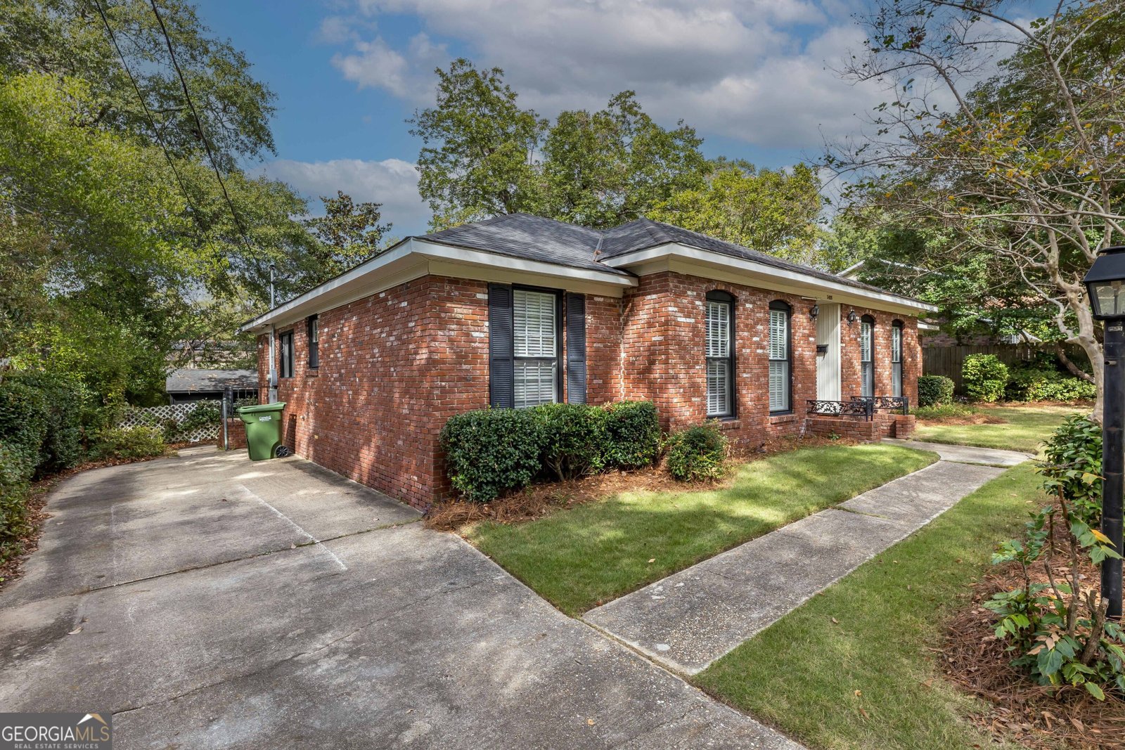 3425 Tomahawk Drive Columbus - 3