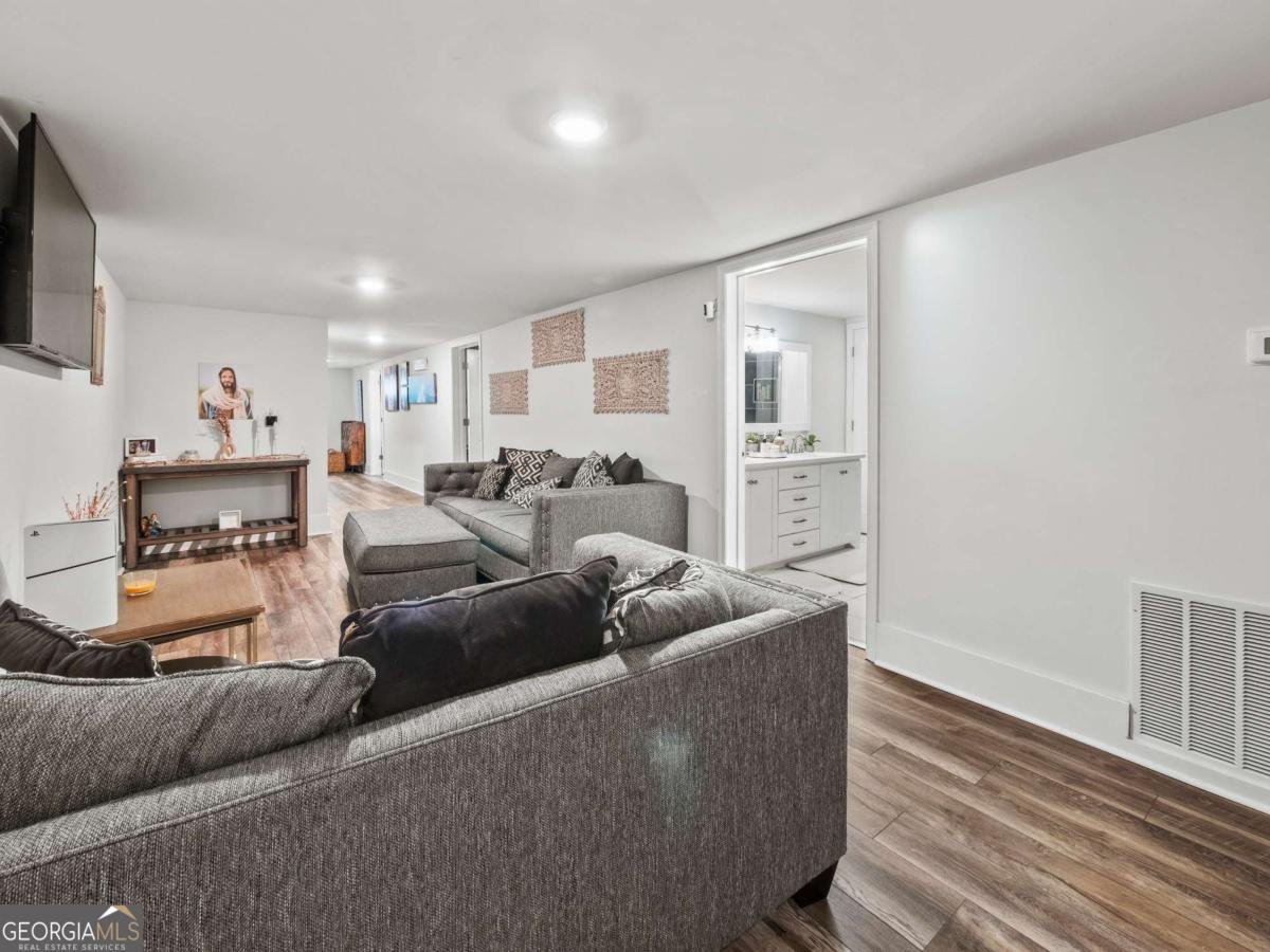 491 Queen Road Gillsville - 31