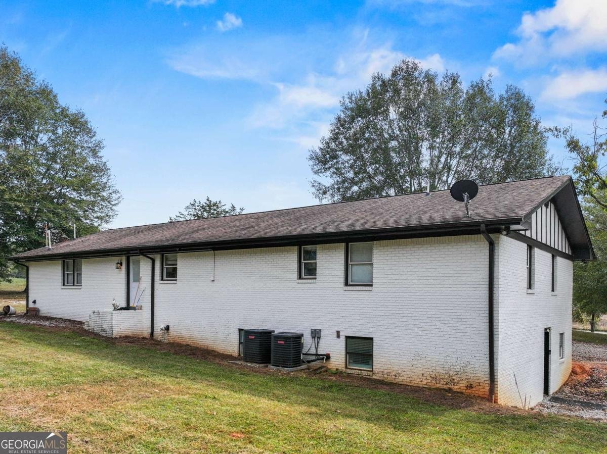 491 Queen Road Gillsville - 49