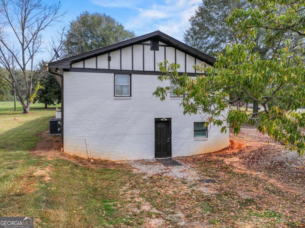 491 Queen Road Gillsville - 50